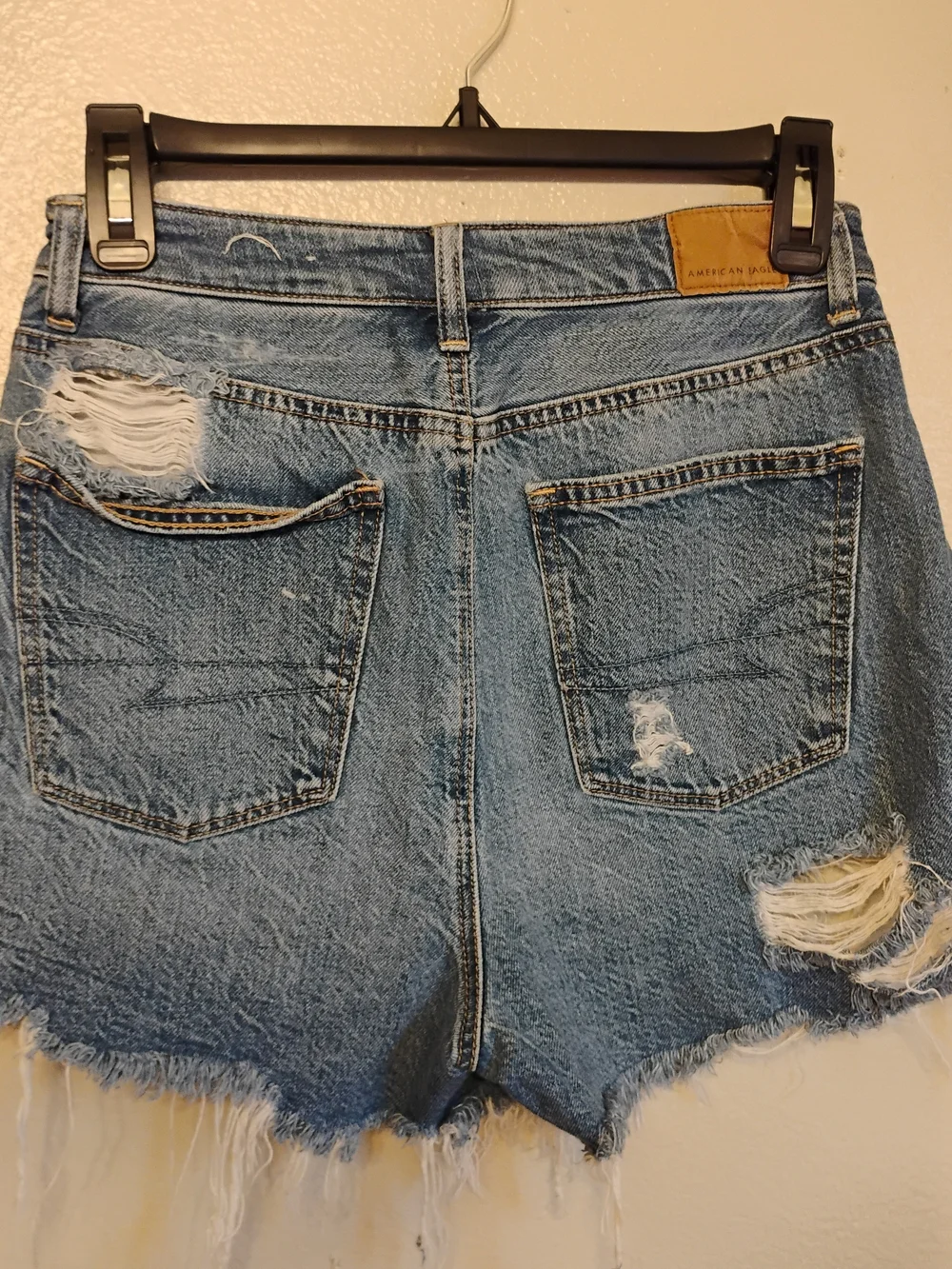 American Eagle Women’s Size 2 Distressed Denim Shorts High Rise Cutoff Frayed
